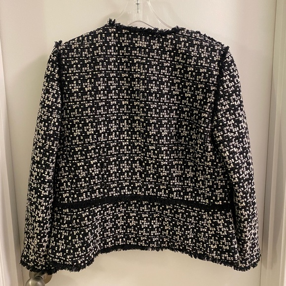 Ann Taylor fringe tweed blazer - Size 10 - Picture 4 of 7